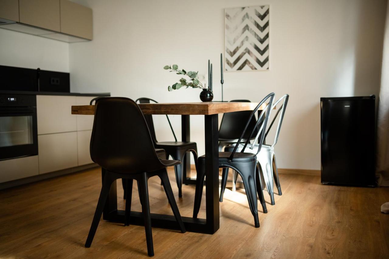 Oldtown Studio Apartment With 2 Bathrooms Düsseldorf Extérieur photo