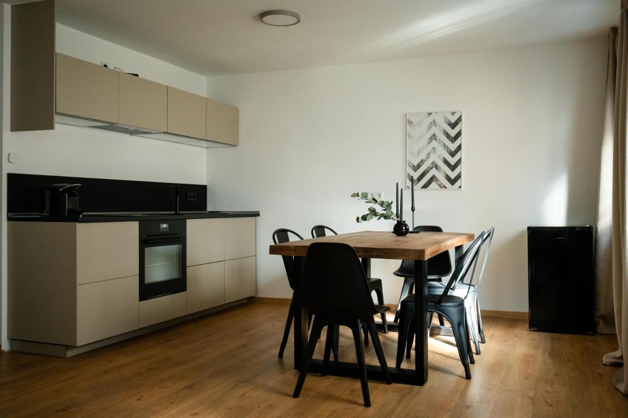 Oldtown Studio Apartment With 2 Bathrooms Düsseldorf Extérieur photo